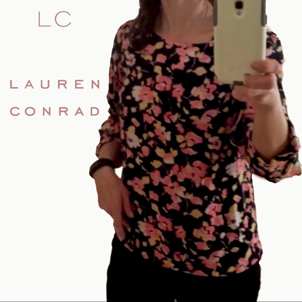 LC Lauren Conrad 3/4 Sleeve Spring Print Blouse